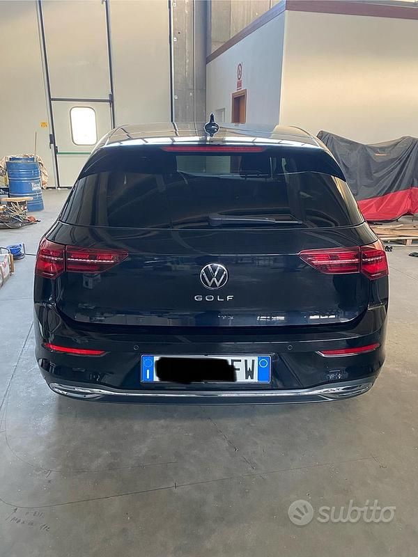 Usata VW Golf VIII 150 CV (110 kW) 2023 Nero Berlina