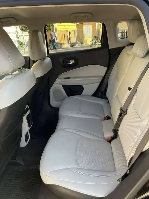 Usata Jeep Compass Limited 140 CV (102 kW) 2018 Nero SUV