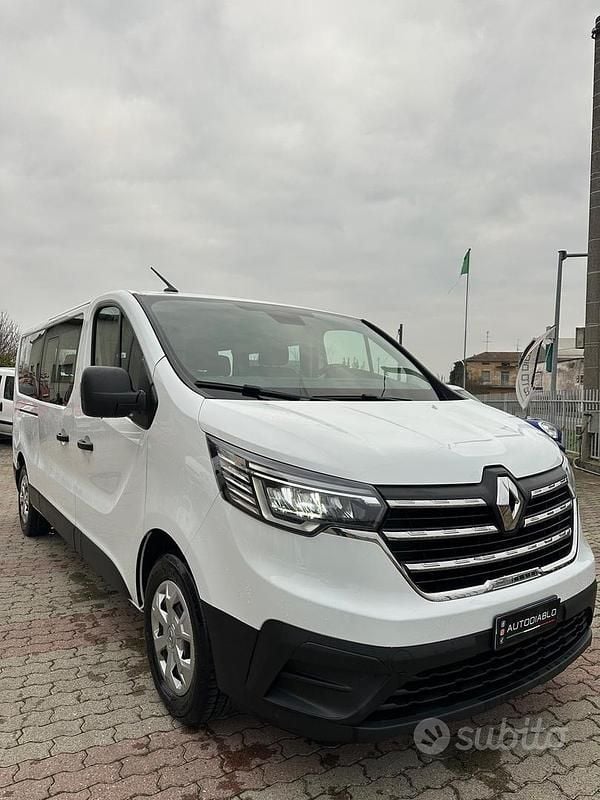 Bianco Usata 2023 Renault Trafic Equilibre Monovolume | 30.900 € (Ottimo prezzo) - Immagine 1/4