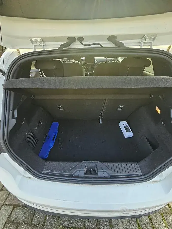 Usata Ford Fiesta ST-Line 86 CV (63 kW) 2019 Bianco Utilitaria