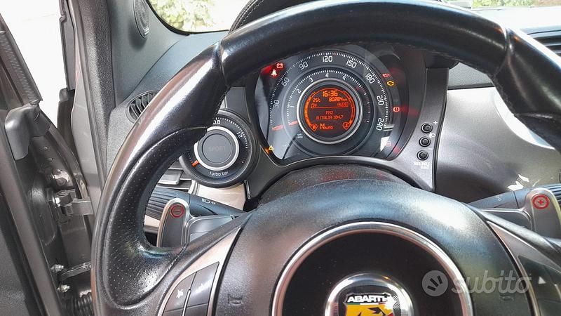 Usata Abarth 500C 140 CV (102 kW) 2012 Grigio Cabrio