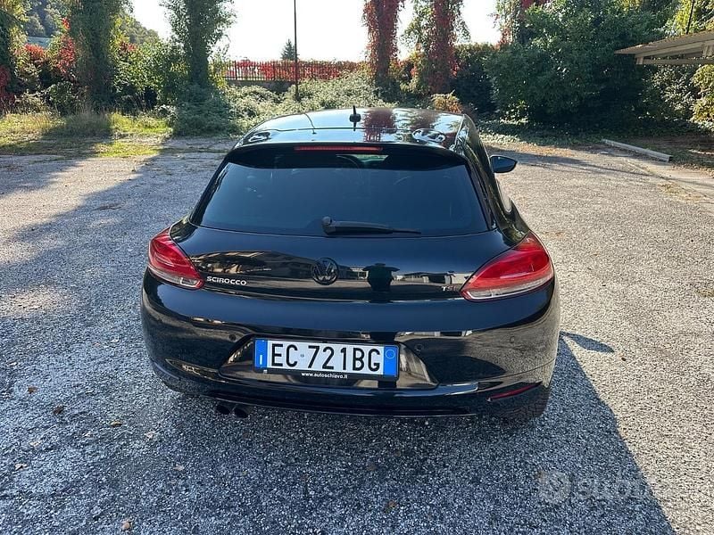 Usata VW Scirocco 160 CV (117 kW) 2010 Nero Coupé