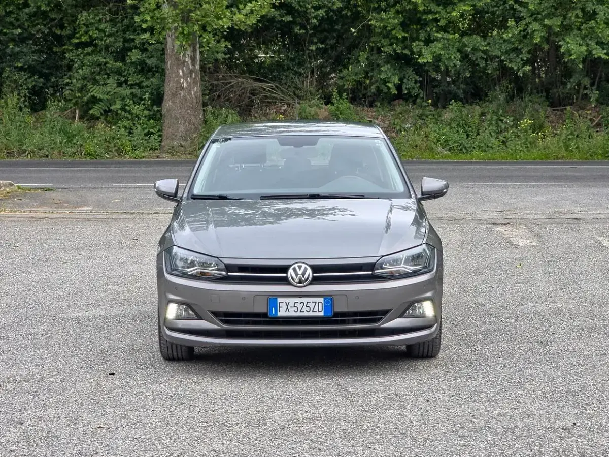 Usata VW Polo Highline 90 CV (66 kW) 2019 Marrone Utilitaria