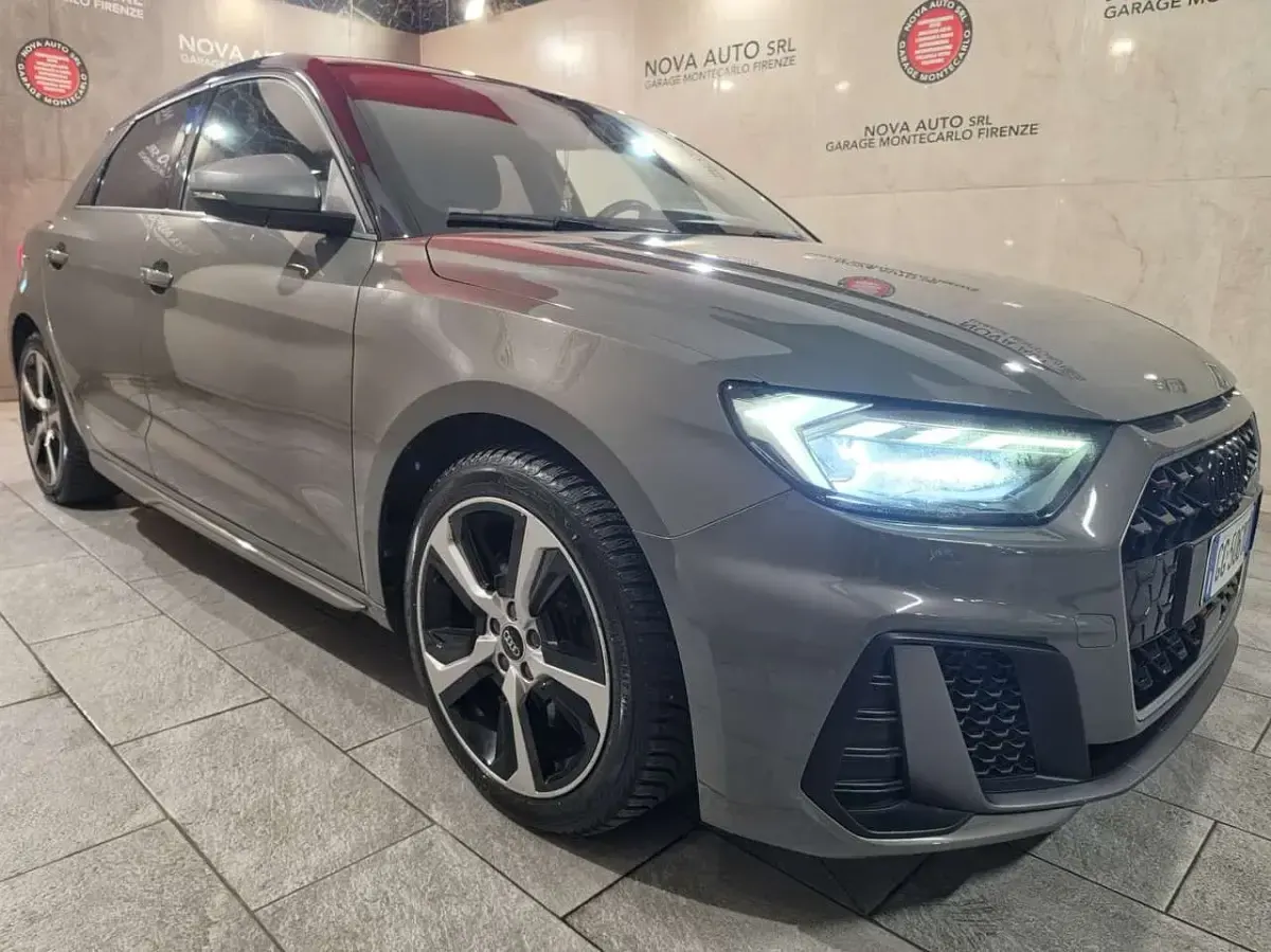 Usata Audi A1 Sportback Competition 207 CV (152 kW) 2021 Grigio Utilitaria