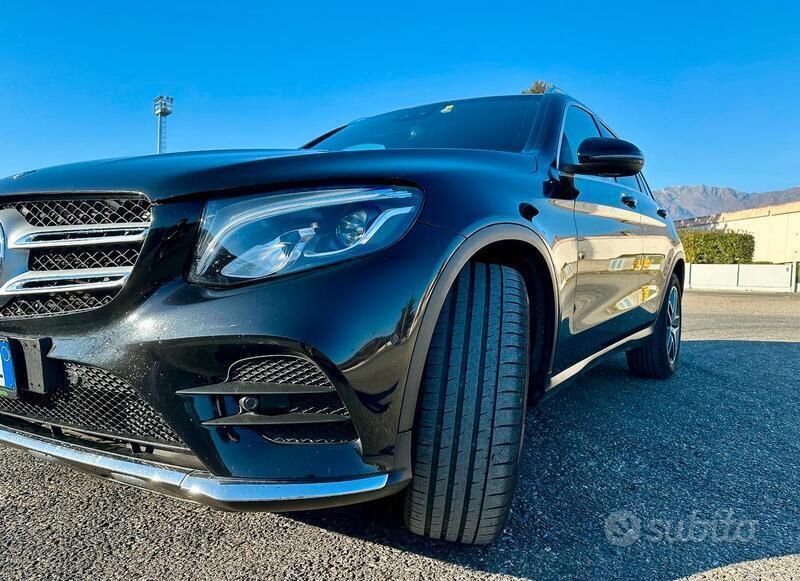 Nero Usata 2019 Mercedes GLC220 Premium SUV | 30.900 € (Buon prezzo) - Immagine 1/4