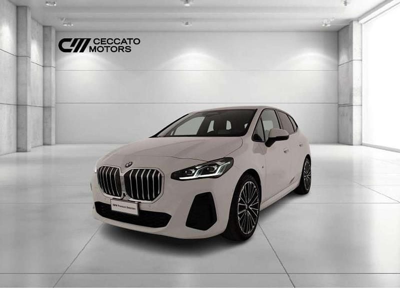 Bianco Usata 2024 BMW 218 Active Tourer Comfort Edition Monovolume | 33.900 € (Buon prezzo) - Immagine 1/4