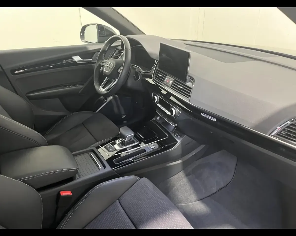 Usata Audi Q5 S-line plus 265 CV (194 kW) 2024 Grigio SUV