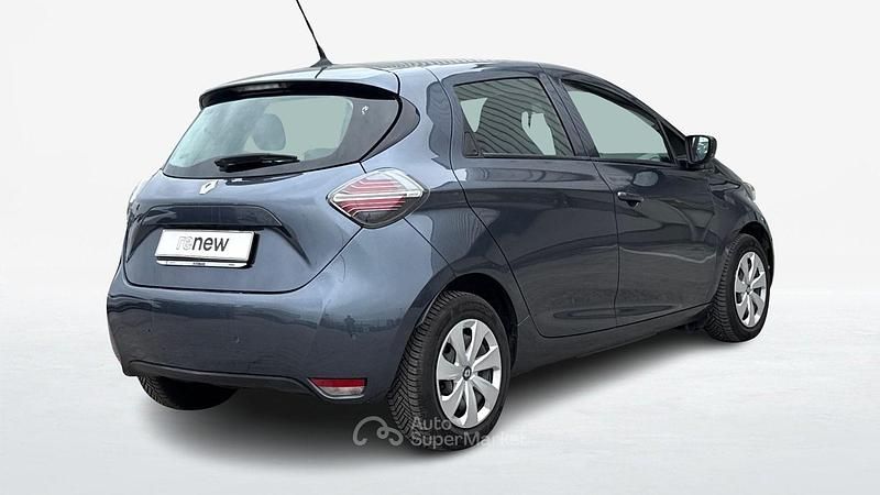 Usata Renault Zoe Life 80 kW (109 CV) 2021 Gray Utilitaria