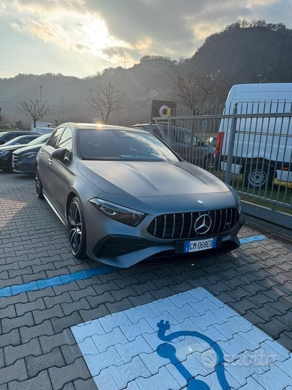 Usata Mercedes A35 AMG AMG 306 CV (225 kW) 2023 Grigio Utilitaria