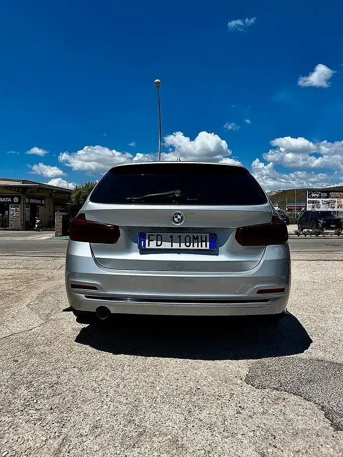 Usata BMW 316 Sport Line 116 CV (85 kW) 2016 Grigio Station wagon
