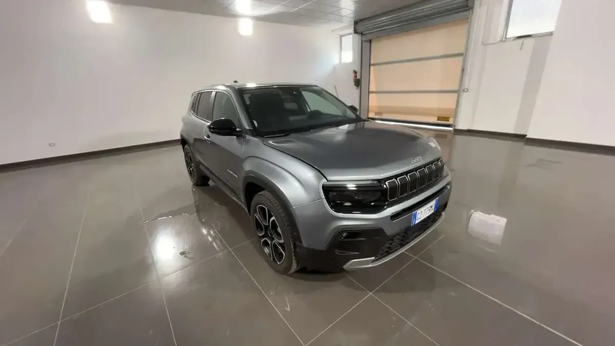 Usata Jeep Avenger EV Summit 61 kW (84 CV) 2025 Grigio SUV