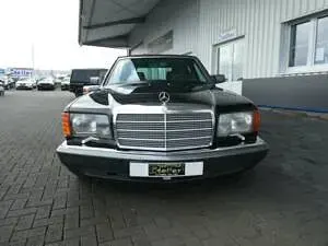 Usata Mercedes 500 245 CV (180 kW) 1991 Nero Berlina