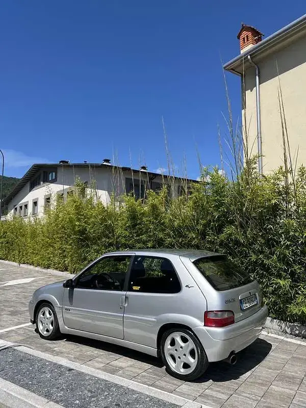 Usata Citroën Saxo 118 CV (86 kW) 2002 Utilitaria