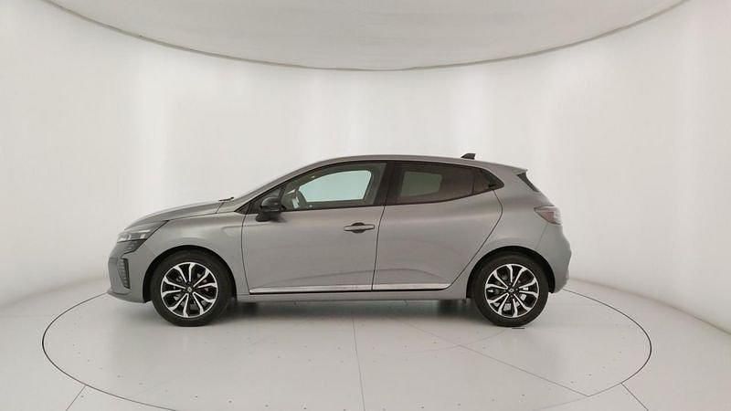 Usata Renault Clio V Techno 91 CV (66 kW) 2024 Grigio Utilitaria