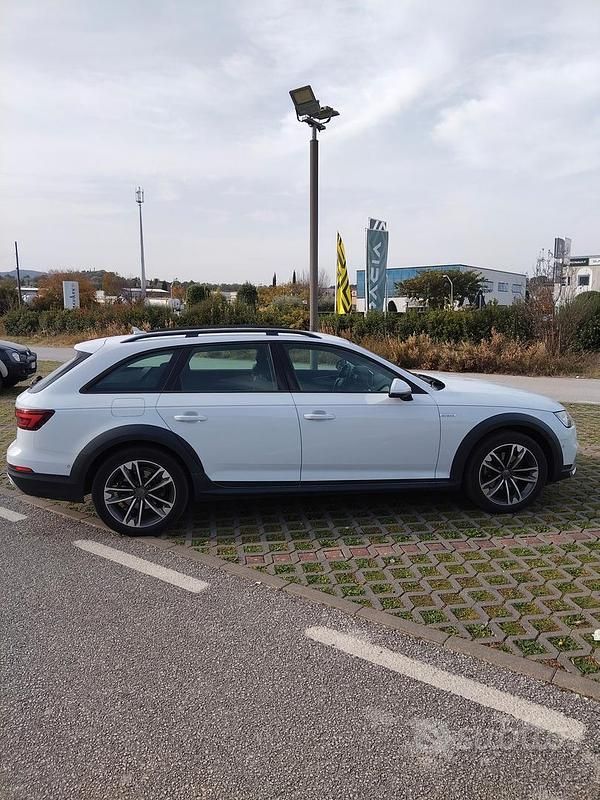 Bianco Usata 2017 Audi A4 Allroad Business Station wagon | 17.600 € (Buon prezzo) - Immagine 1/4