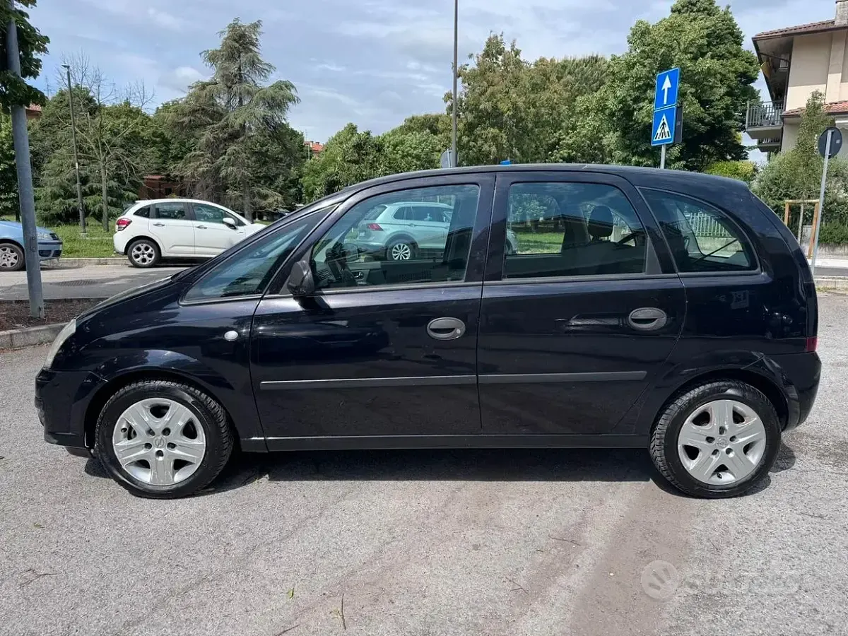 Occasion Opel Meriva Enjoy 90 ch (66 kW) 2010 Noir Monospace