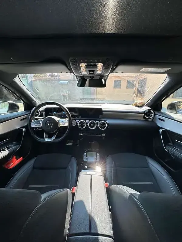 Usata Mercedes 200 Premium 150 CV (110 kW) 2022 Argento Berlina