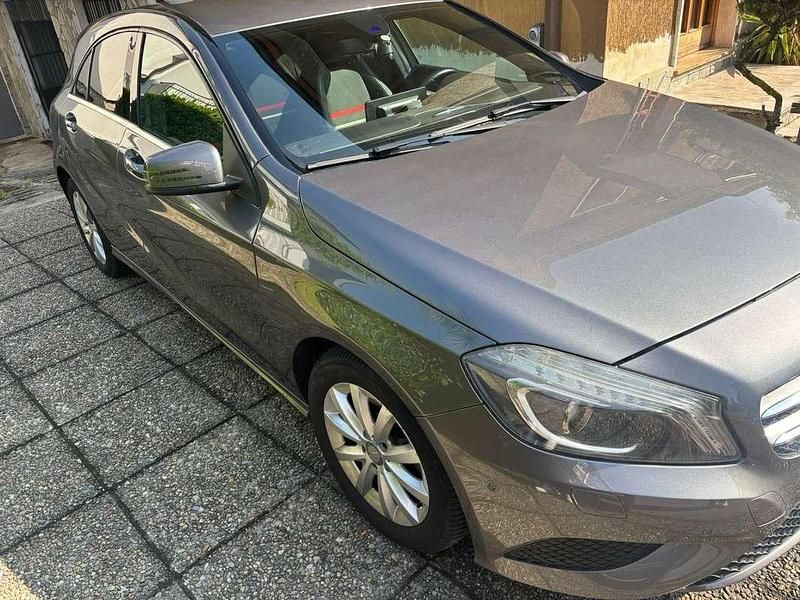 Usata Mercedes A160 90 CV (66 kW) 2014 Berlina