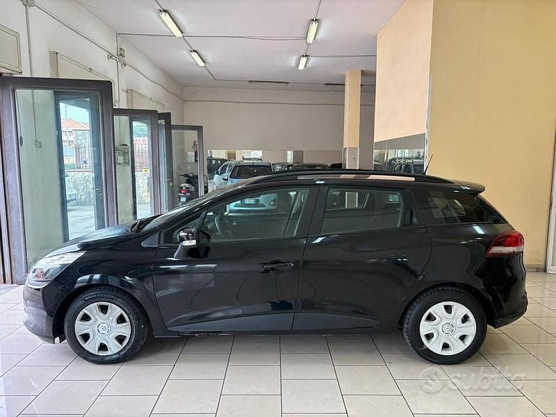 Usata Renault Clio GrandTour 75 CV (55 kW) 2014 Nero Station wagon