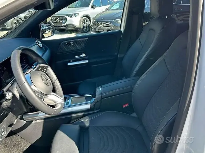 Usata Mercedes B180 Advanced Plus 116 CV (85 kW) 2023 Bianco Utilitaria