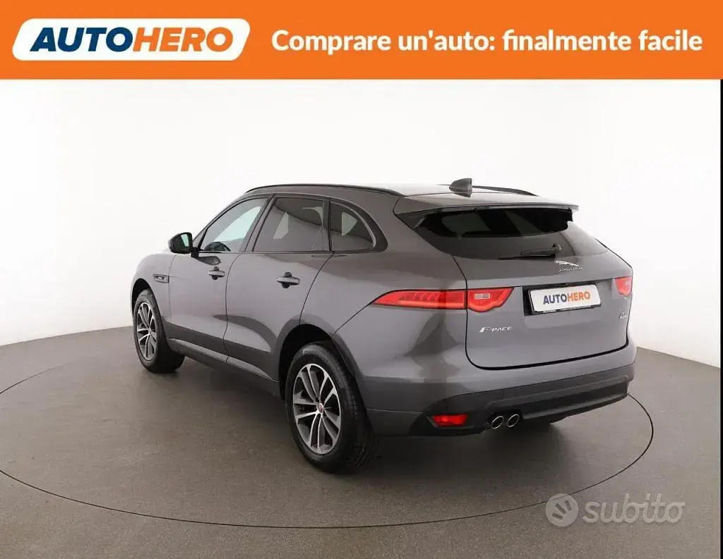 Usata Jaguar F-Pace R-Sport 179 CV (131 kW) 2019 Grigio SUV