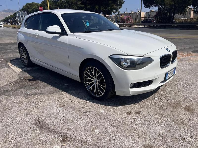 Usata BMW 114 Efficient Dynamics 95 CV (69 kW) 2014 Bianco Utilitaria