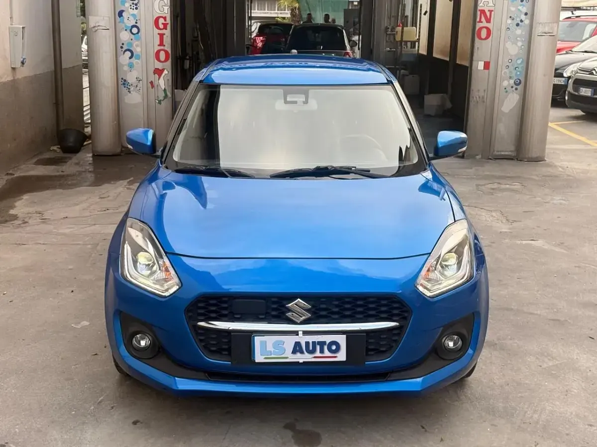 Usata Suzuki Swift 82 CV (60 kW) 2020 Blu Utilitaria