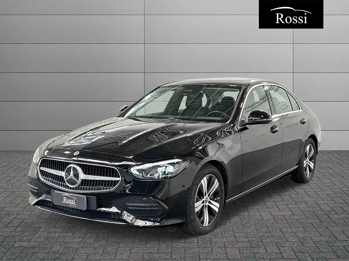 Käytetty Mercedes C200 Advanced 163 HP (119 kW) 2024