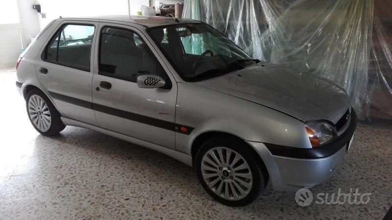 Usata Ford Fiesta Sport 2000 Grigio Utilitaria