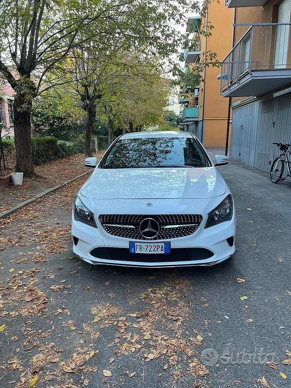 Bianco Usata 2018 Mercedes CLA180 Tre volumi | 15.900 € (Buon prezzo) - Immagine 1/4