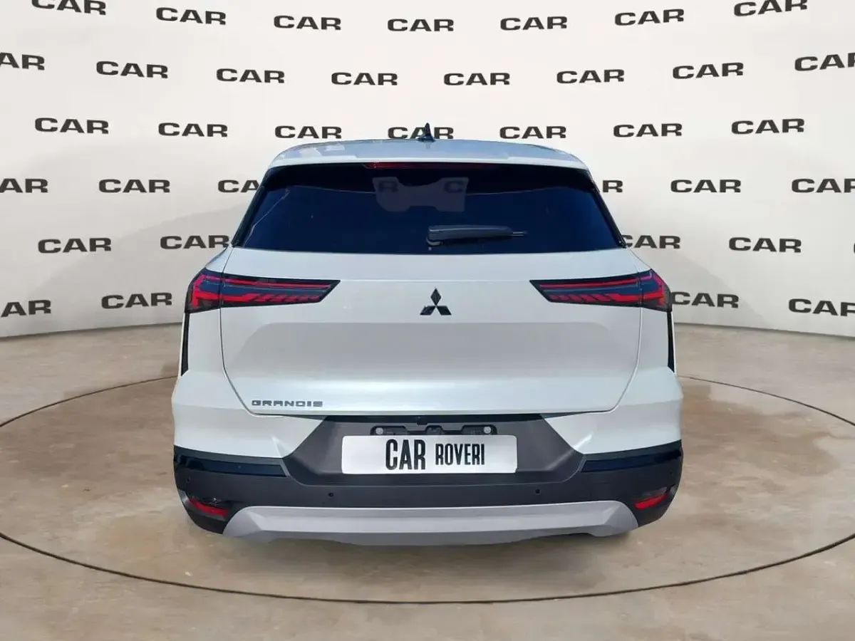 Nuova Mitsubishi Grandis Intense 141 CV (103 kW) 2026 Bianco SUV