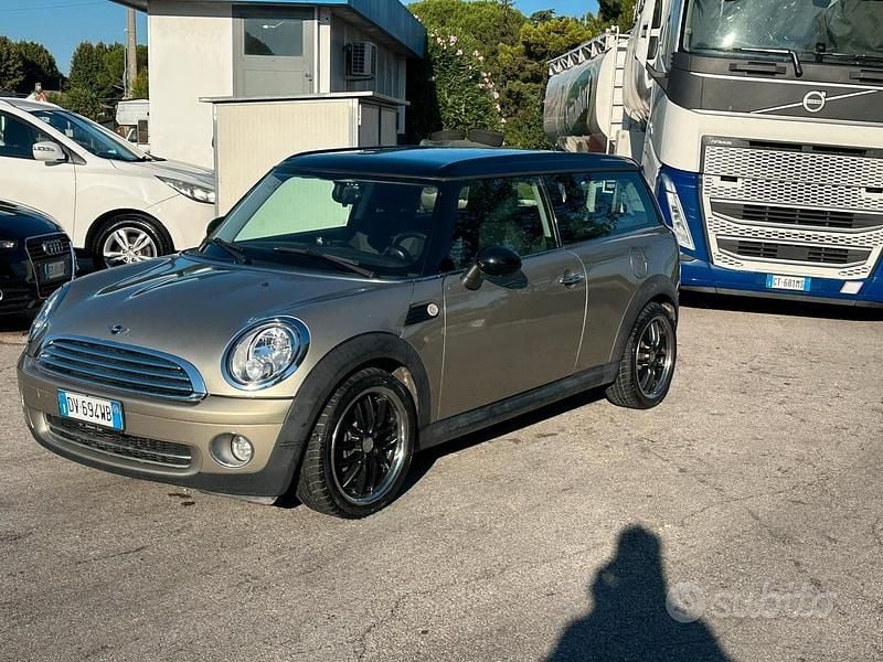 Usata 2009 Mini Cooper Clubman Station wagon | 2950 € (Super prezzo) - Immagine 1/4