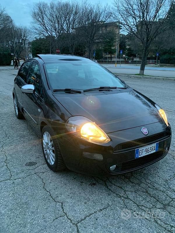 Usata Fiat Grande Punto 2009 Nero Utilitaria