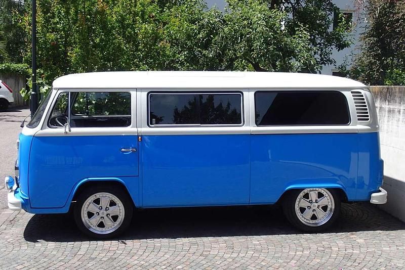 Usata VW Multivan 69 CV (50 kW) 1987 Blu/azzurro Monovolume