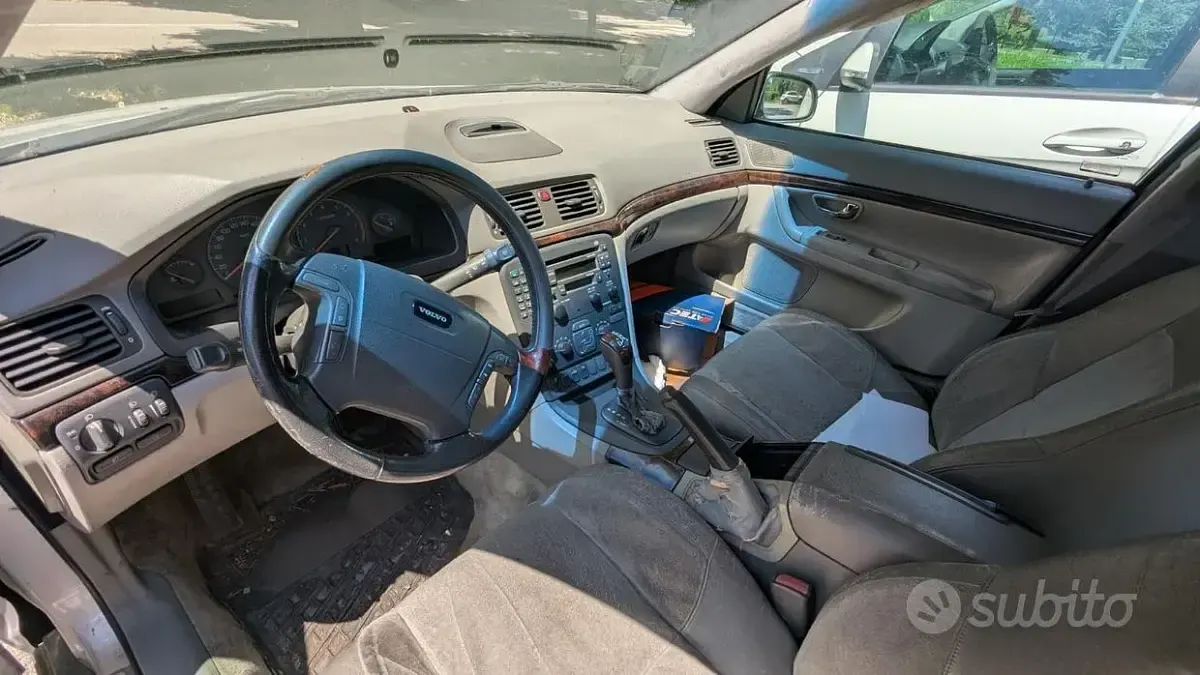 Usata Volvo S80 272 CV (200 kW) 1999 Grigio Berlina