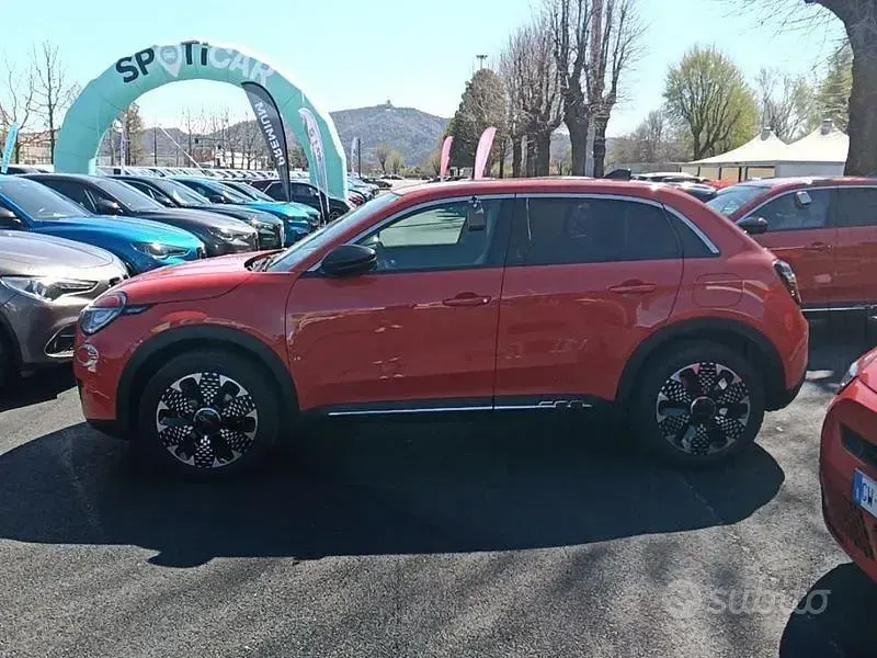 Usata Fiat 600 La Prima 101 CV (74 kW) 2024 Arancione SUV