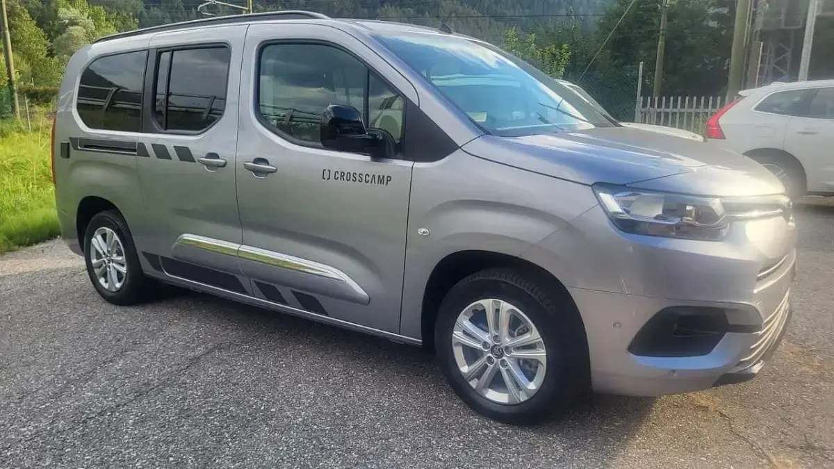 Usata Toyota Proace Verso 110 CV (80 kW) 2023 Nero Station wagon