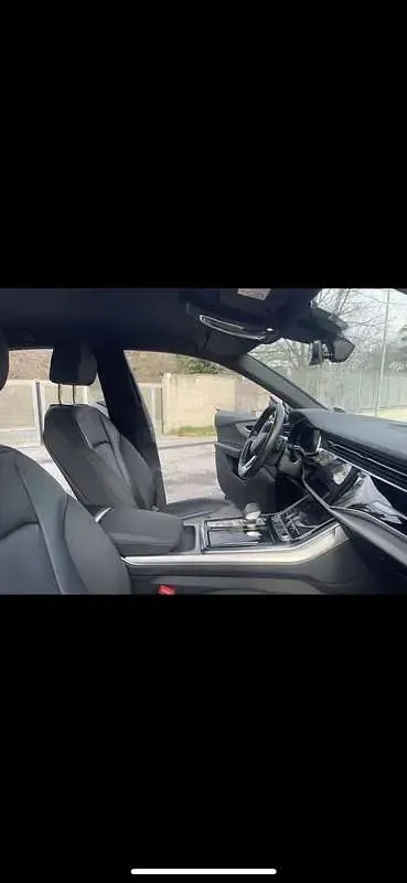 Usata Audi Q8 231 CV (169 kW) 2019 SUV