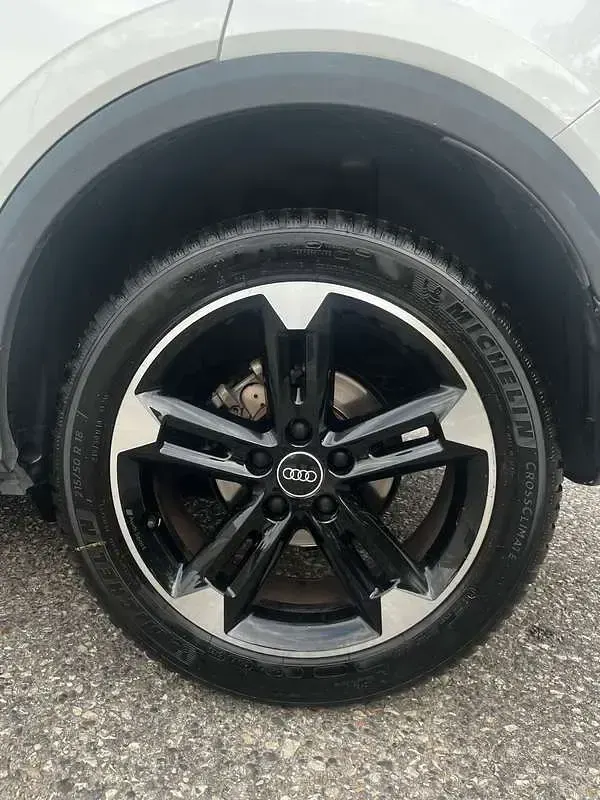 Usata Audi Q2 Admired 116 CV (85 kW) 2022 Bianco SUV