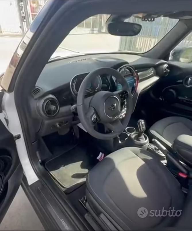 Usata Mini Cooper 136 CV (100 kW) 2023 Bianco Utilitaria