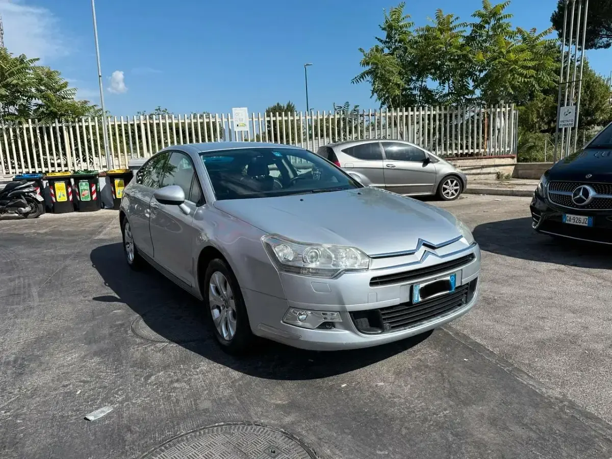 Usata Citroën C5 Dynamique 140 CV (102 kW) 2010 Grigio Berlina