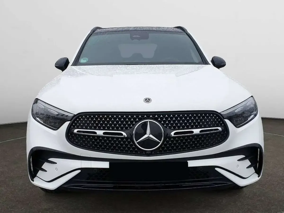 Usata Mercedes GLC220 AMG Line Premium Plus 197 CV (144 kW) 2025 Bianco SUV