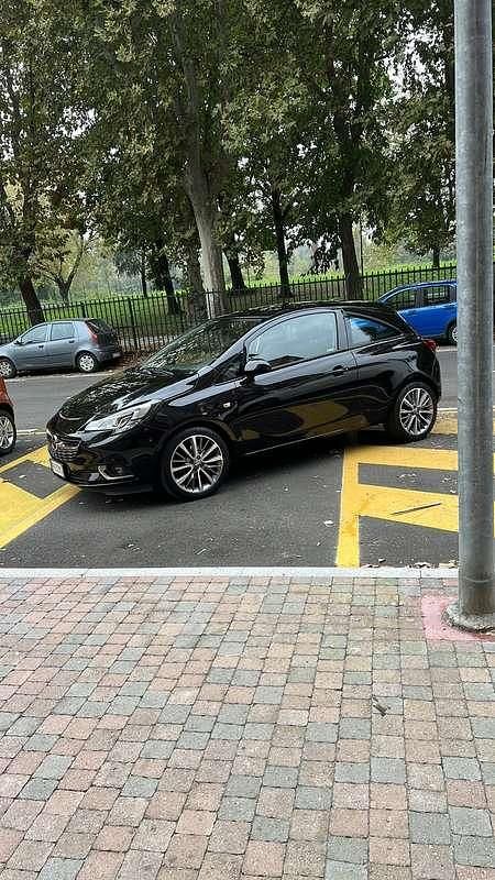 Usata Opel Corsa Cosmo 90 CV (66 kW) 2017 Berlina