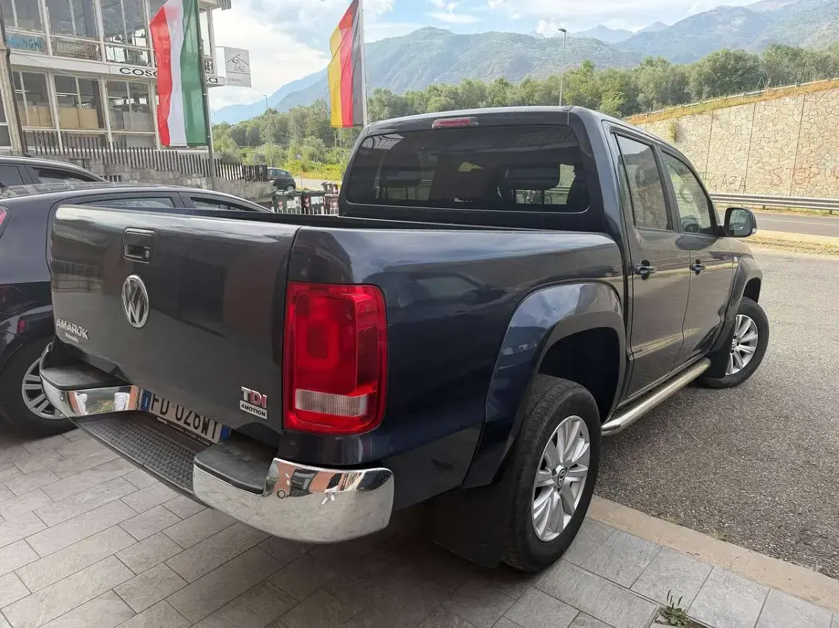 Usata VW Amarok Ultimate 180 CV (132 kW) 2016 Blu/azzurro Pick-up