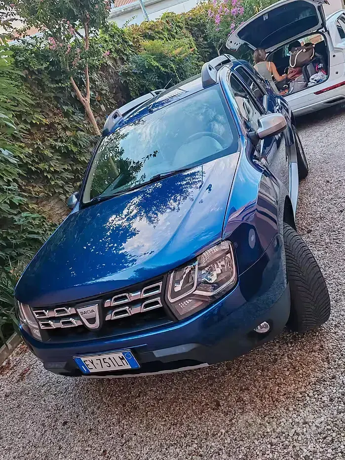 Usata Dacia Duster 109 CV (80 kW) 2015 Bluazzurro SUV