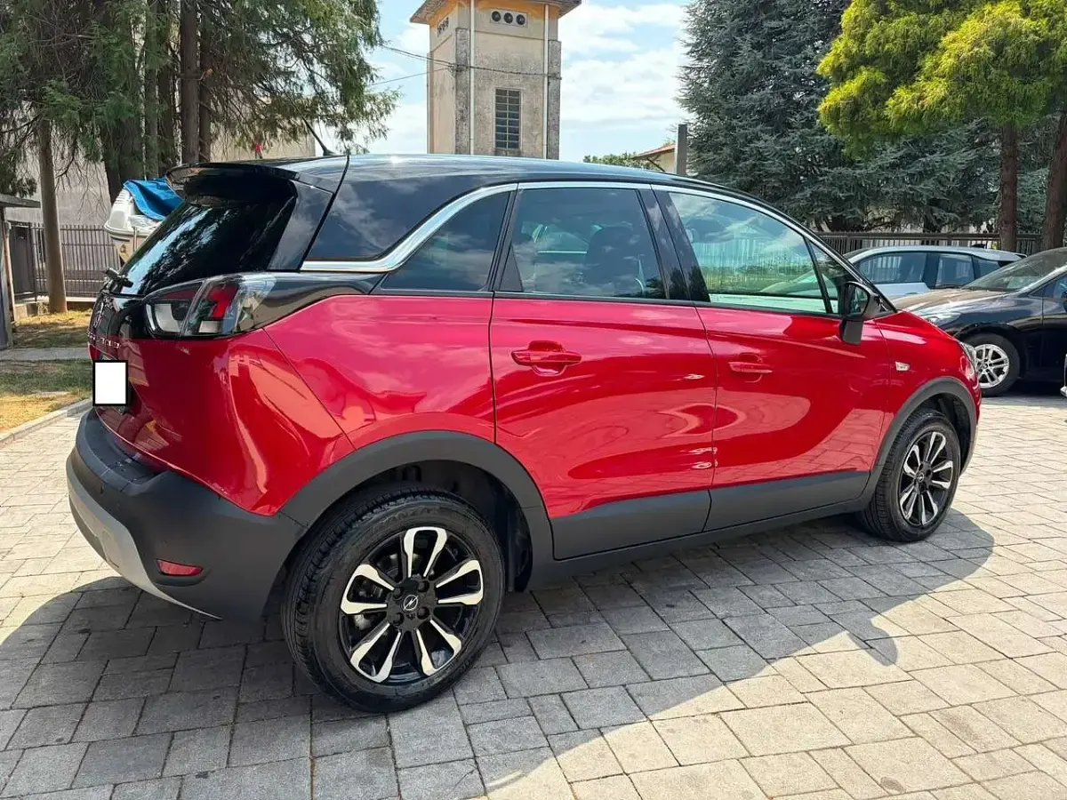 Usata Opel Crossland Edition 110 CV (80 kW) 2023 Rosso SUV