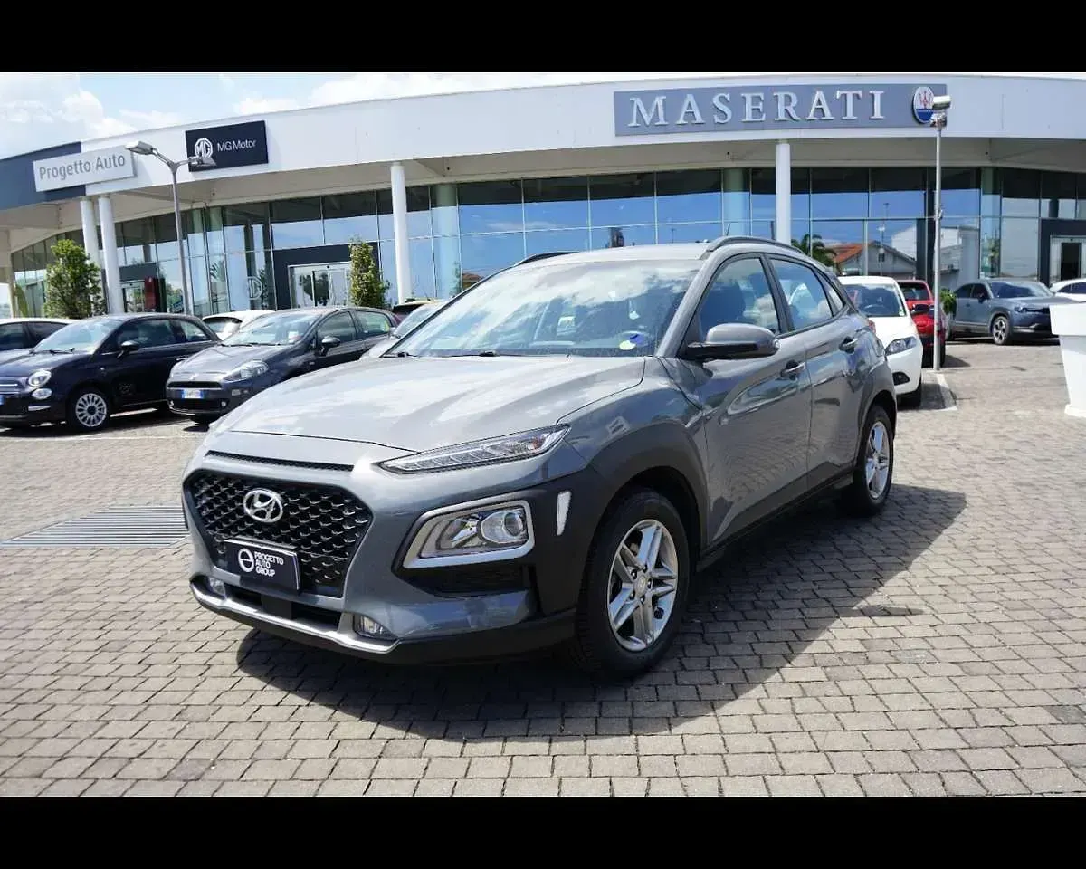 Usata Hyundai Kona 120 CV (88 kW) 2020 Grigio met SUV