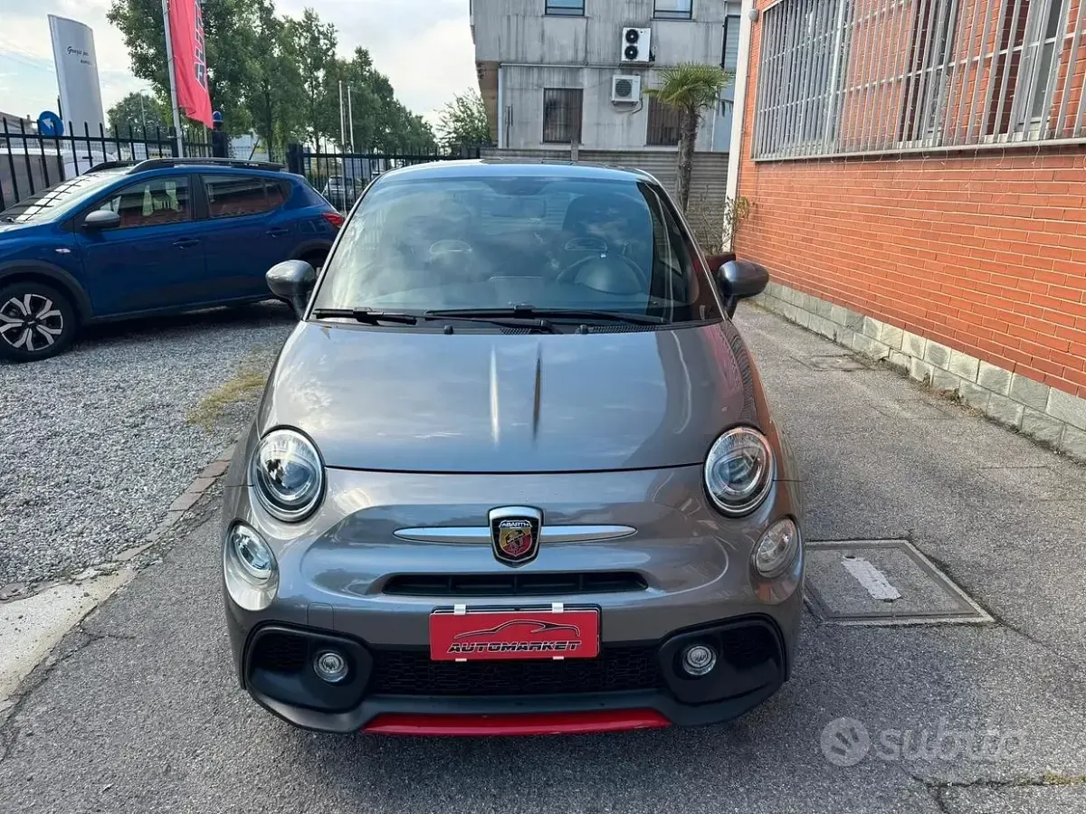 Usata Abarth 595 Pista 160 CV (117 kW) 2019 Grigio Berlina
