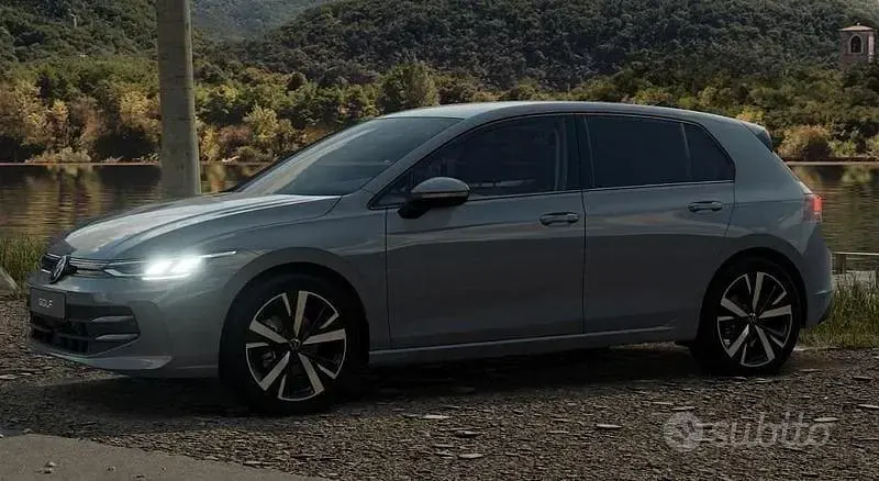 Nuova VW Golf VIII Edition 150 CV (110 kW) 2026 Grigio Berlina