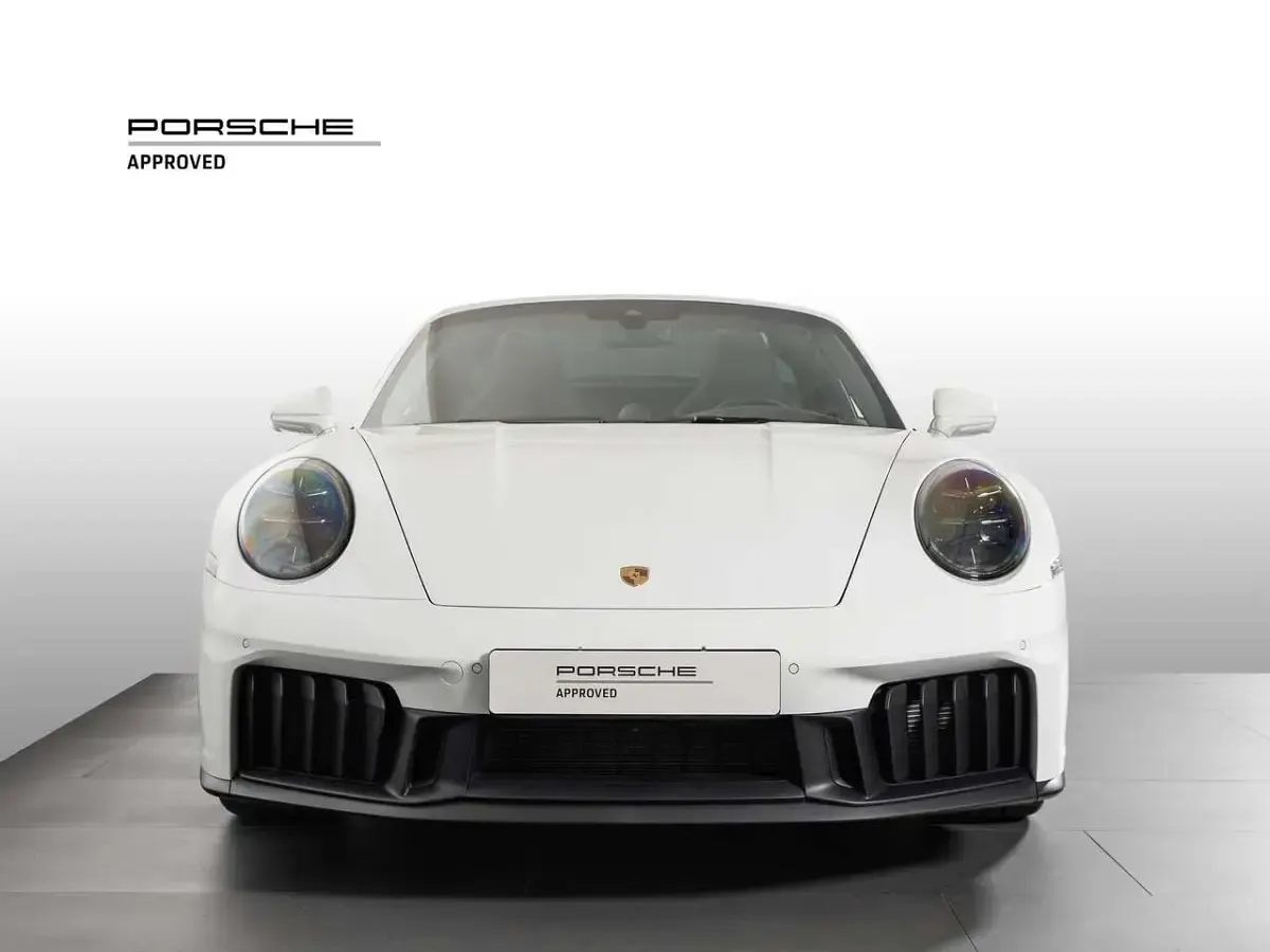 Nuova Porsche 911 Carrera 4 GTS Targa 541 CV (397 kW) 2025 Bianco Cabrio